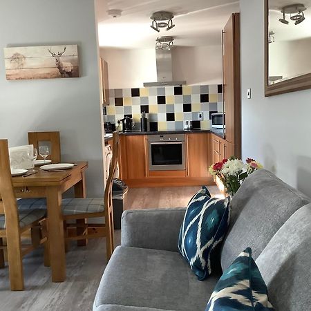 37 Farraline Court, City Centre Apartment Inverness Eksteriør billede