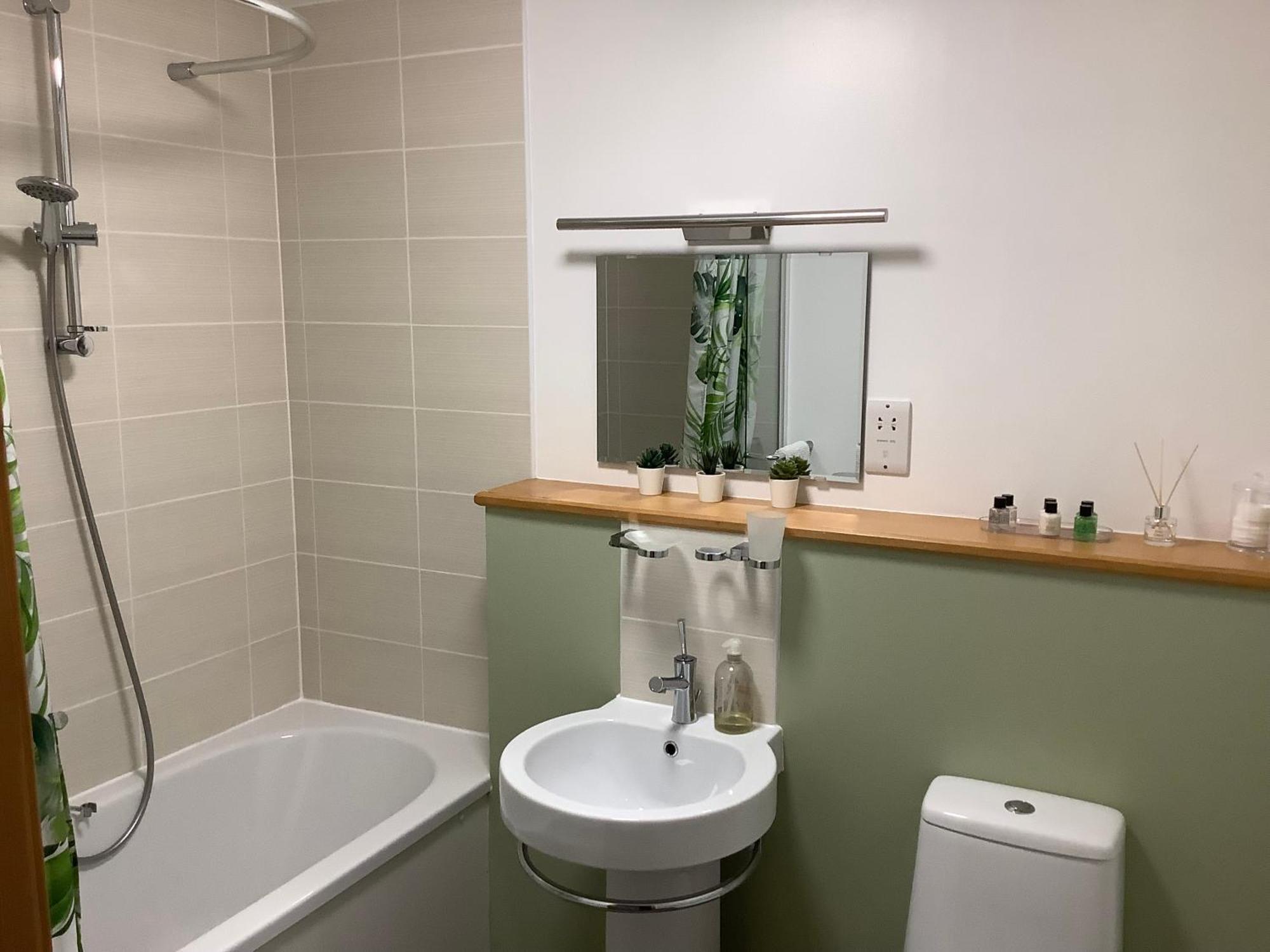 37 Farraline Court, City Centre Apartment Inverness Eksteriør billede